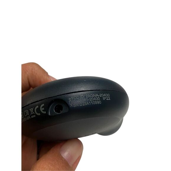 NuFace Mini+ in Midnight Black Facial Toning Device - Picture 9 of 9